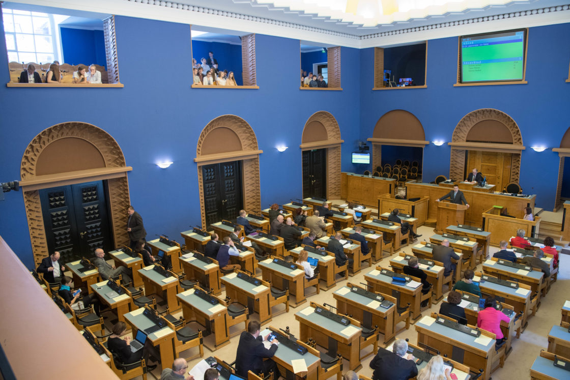 Riigikogu täiskogu istung, 2. mai 2017